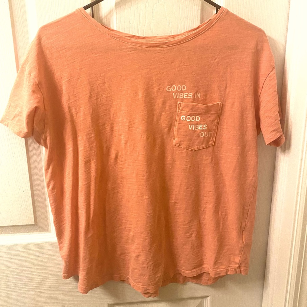 Old Navy Good Vibes T-shirt